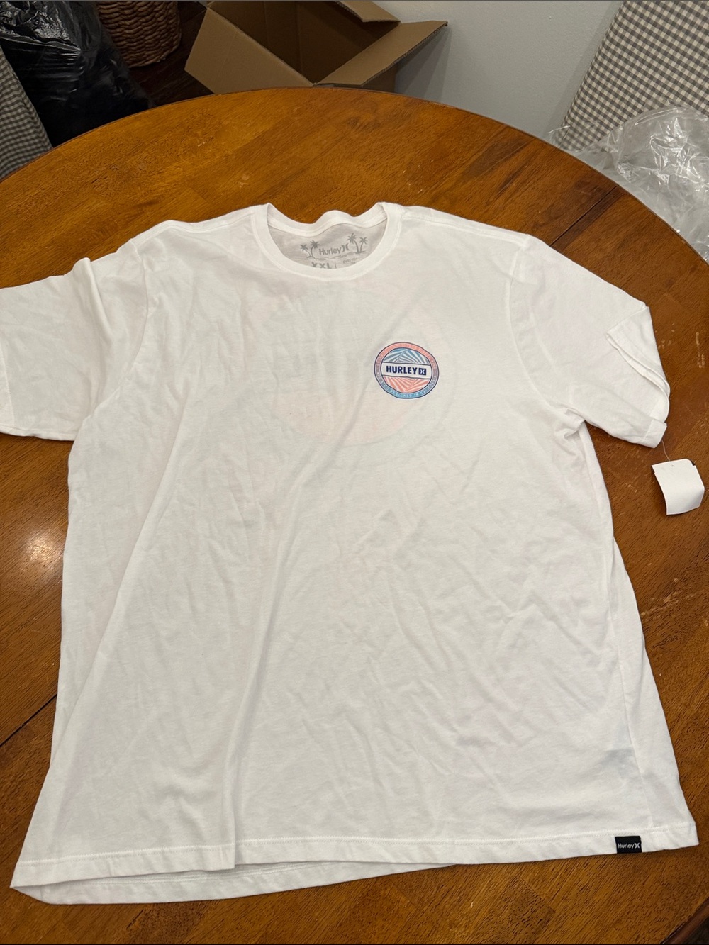 Hurley White Short Sleeve Tee with Pink and Blue Logo xxl